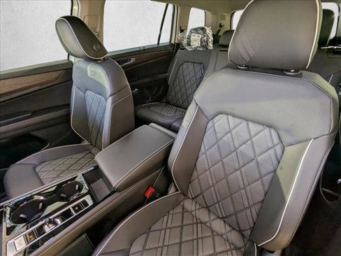 New 2026 Volkswagen Atlas SEL Premium R-Line AWD/4WD image 10