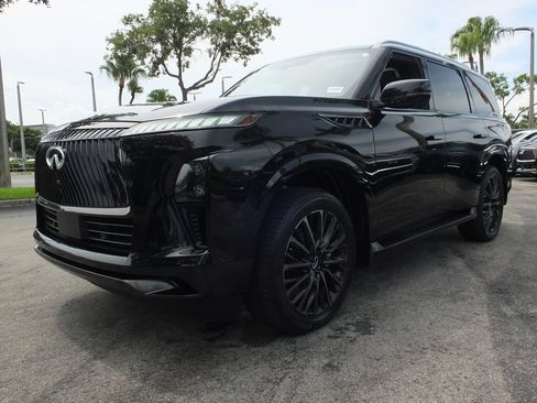 Used 2025 INFINITI QX80 Autograph w/ Autograph Exterior Package AWD/4WD image 18