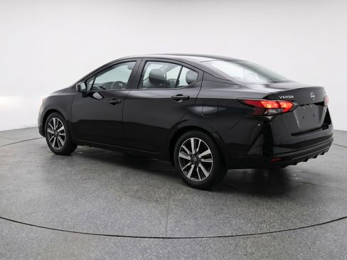 Used 2025 Nissan Versa SV FWD image 6