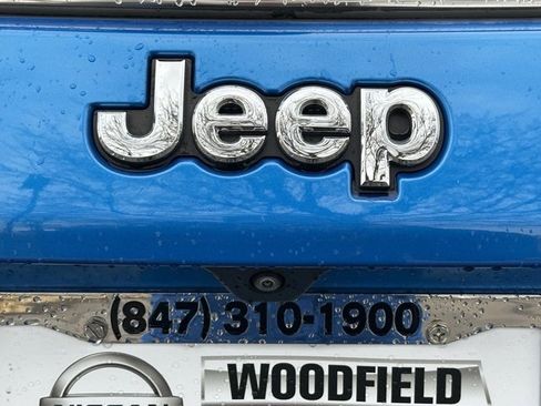 Used 2022 Jeep Compass Limited image 17