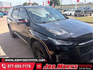 Used 2023 Chevrolet Traverse Premier w/ Redline Edition FWD video 1