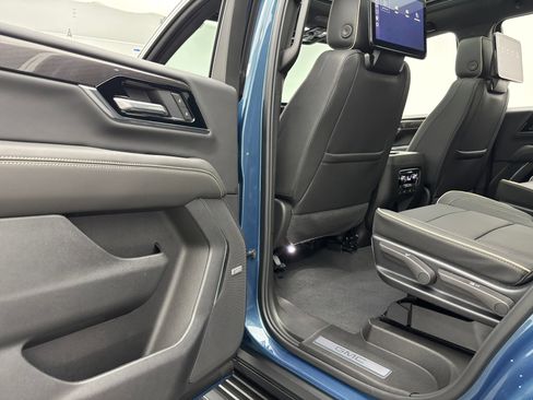New 2026 GMC Yukon Elevation w/ Elevation Premium Package AWD/4WD image 48