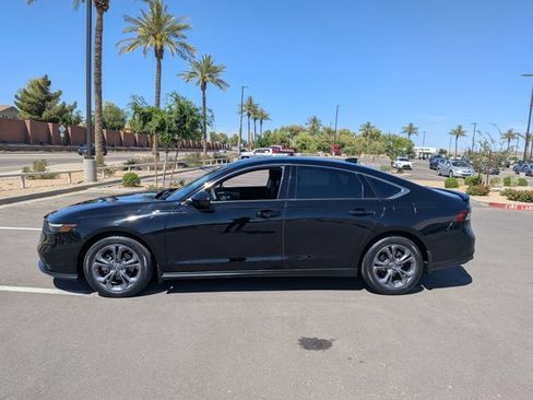 Used 2023 Honda Accord EX image 8