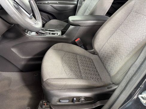Used 2023 Chevrolet Equinox LT AWD/4WD image 10