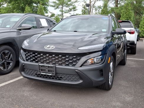 Used 2023 Hyundai Kona SEL w/ Convenience Package AWD/4WD image 2