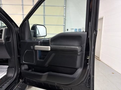 Used 2019 Ford F150 Lariat w/ Equipment Group 502A Luxury AWD/4WD image 13
