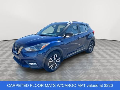 Used 2019 Nissan Kicks SR w/ SR Premium Package FWD image 4