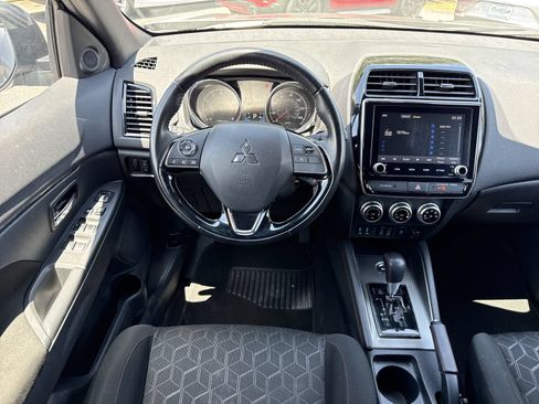 Used 2024 Mitsubishi Outlander Sport AWD image 12