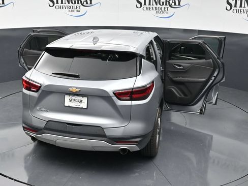 Used 2025 Chevrolet Blazer LT FWD image 38