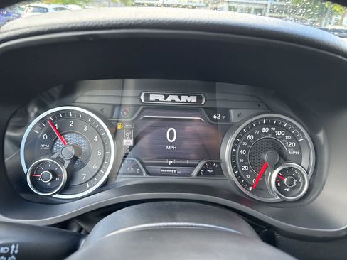 New 2026 RAM 1500 Express AWD/4WD image 12