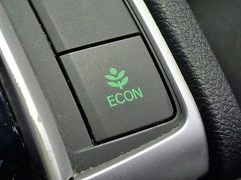 Used 2021 Honda Civic Sport image 17