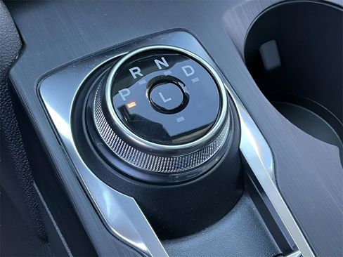 New 2025 Ford Escape SE w/ PHEV Premium Package image 27