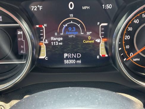 Used 2019 Jeep Wrangler Unlimited Sahara w/ Uconnect 4C Nav & Sound Group AWD/4WD image 22