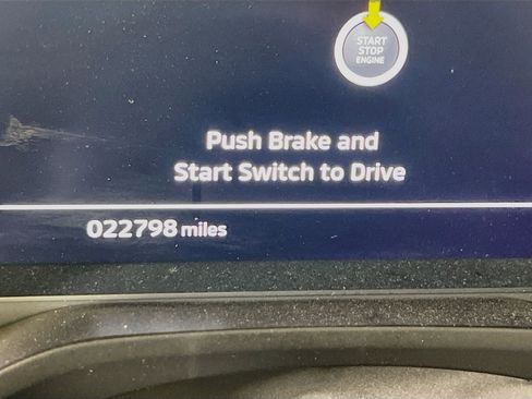 Used 2024 Mitsubishi Outlander SEL AWD/4WD image 12