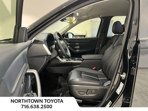 Used 2024 MAZDA CX-90 3.3 Turbo w/ Select Package image 6