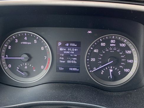 Used 2019 Hyundai Tucson Value image 3