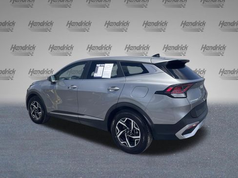Used 2025 Kia Sportage LX FWD image 8