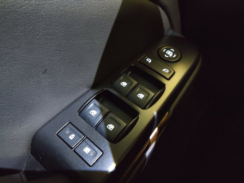 Used 2020 Chevrolet Tahoe LS w/ Enhanced Driver Alert Package RWD image 27
