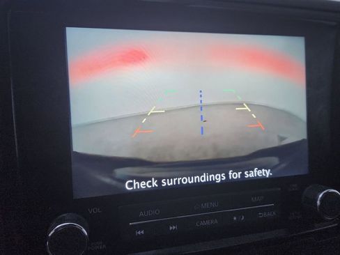 Used 2023 Nissan Frontier PRO-4X w/ Tow Package AWD/4WD image 17