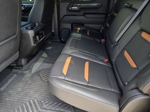 Used 2023 GMC Sierra 1500 AT4 w/ AT4 Premium Package AWD/4WD image 38
