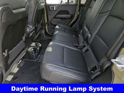 New 2025 Jeep Gladiator Sport image 29