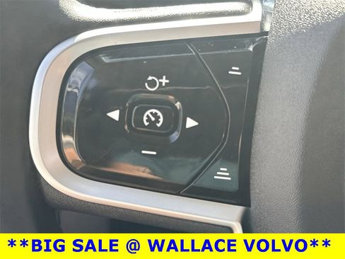 Used 2025 Volvo V60 B5 Cross Country Plus image 24