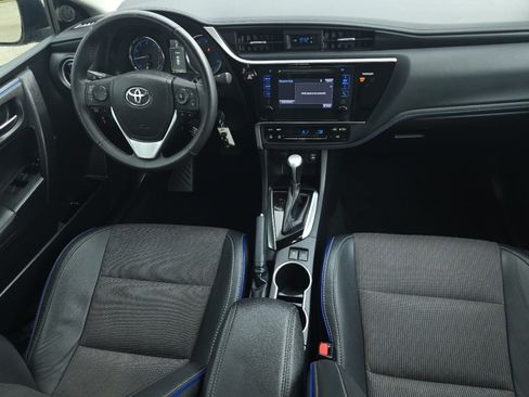 Used 2017 Toyota Corolla SE w/ Carpet Mat Package (TMS) FWD image 21