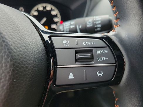 Used 2025 Honda HR-V Sport image 18