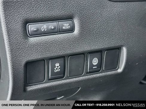Used 2024 Nissan Murano SV w/ SV Midnight Edition Package AWD/4WD image 10