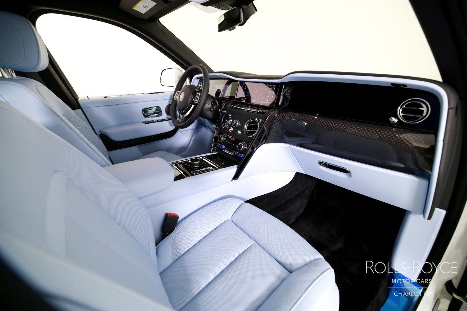 New 2027 Rolls-Royce Cullinan Black Badge AWD/4WD image 36