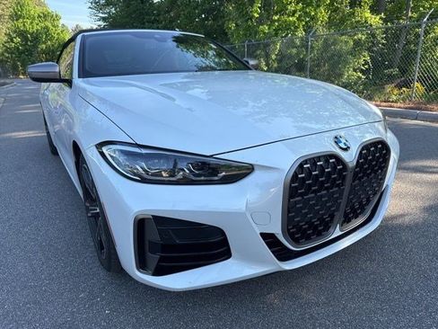 Certified 2023 BMW 440i xDrive Convertible w/ Premium Package AWD/4WD image 3