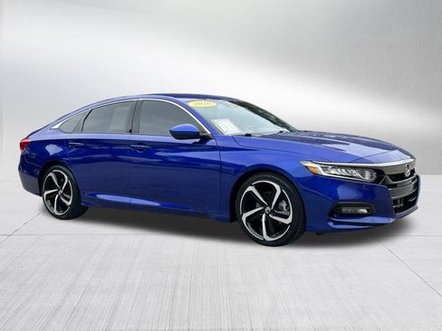 Used 2020 Honda Accord Sport image 3