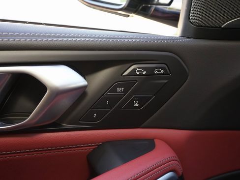 Used 2025 BMW X6 xDrive40i image 27