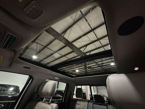 Used 2025 Ford F450 Platinum w/ Platinum Plus Package image 21