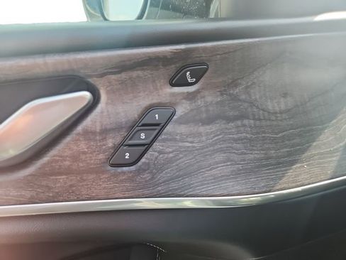 Used 2021 Jeep Grand Cherokee L Overland w/ Luxury Tech Group IV image 25