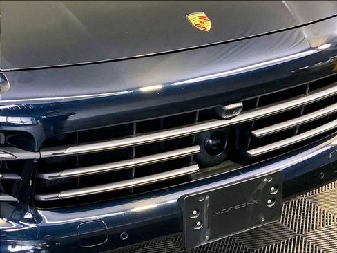 Certified 2023 Porsche Cayenne image 34