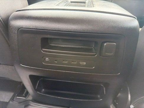 Used 2019 GMC Sierra 2500 Denali AWD/4WD image 27