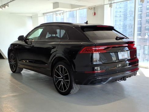 Used 2023 Audi Q8 Premium Plus w/ Premium Plus Package image 6