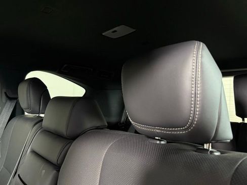 Used 2024 Lexus LX 600 4WD w/ Premium Package image 26