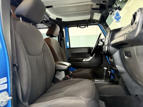 Used 2015 Jeep Wrangler Unlimited Sport w/ Quick Order Package 24S image 40