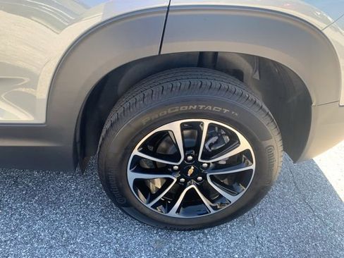 Used 2026 Chevrolet TrailBlazer LT w/ Driver Confidence Package image 38