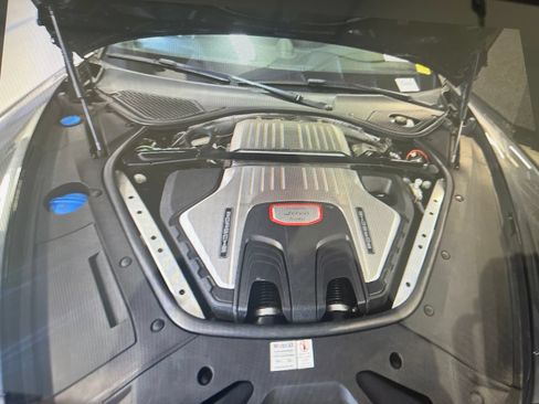 Used 2018 Porsche Panamera Turbo w/ Sport Package AWD/4WD image 18
