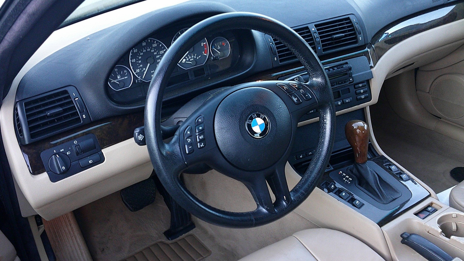 Used 2001 BMW 330Ci Convertible RWD image 9