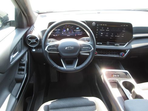 Certified 2025 Chevrolet Equinox LT w/ Convenience Package II FWD image 14