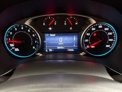 Used 2024 Chevrolet Equinox RS FWD image 15