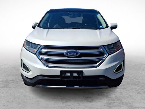 Used 2018 Ford Edge Titanium w/ Equipment Group 301A AWD/4WD image 2