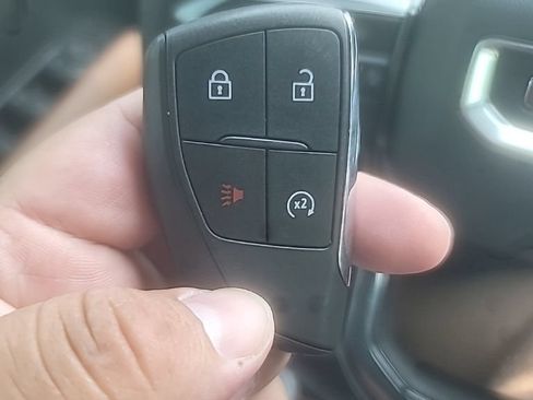 Used 2024 GMC Canyon AT4 AWD/4WD image 13