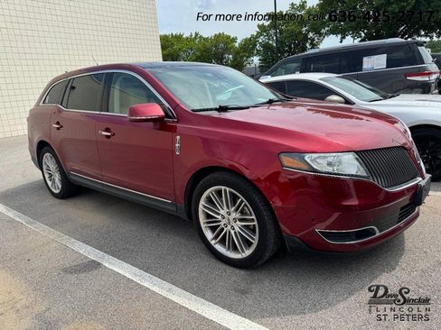 Used 2015 Lincoln MKT AWD w/ Equipment Group 201A image 1