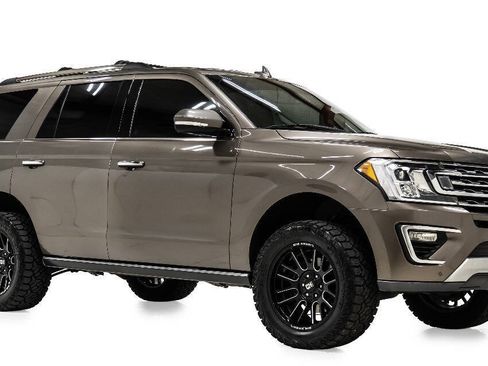 Used 2018 Ford Expedition Limited RWD image 1