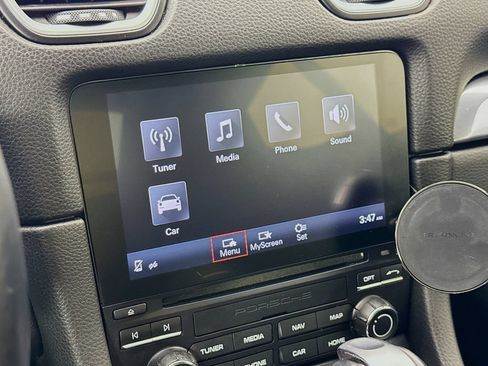 Certified 2018 Porsche 718 Cayman RWD image 17